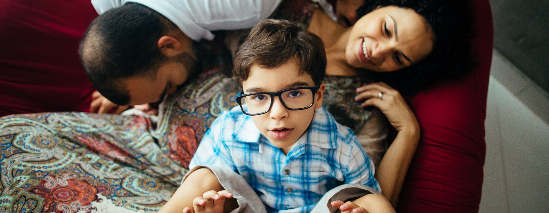 foto de gravida gestante e familia
