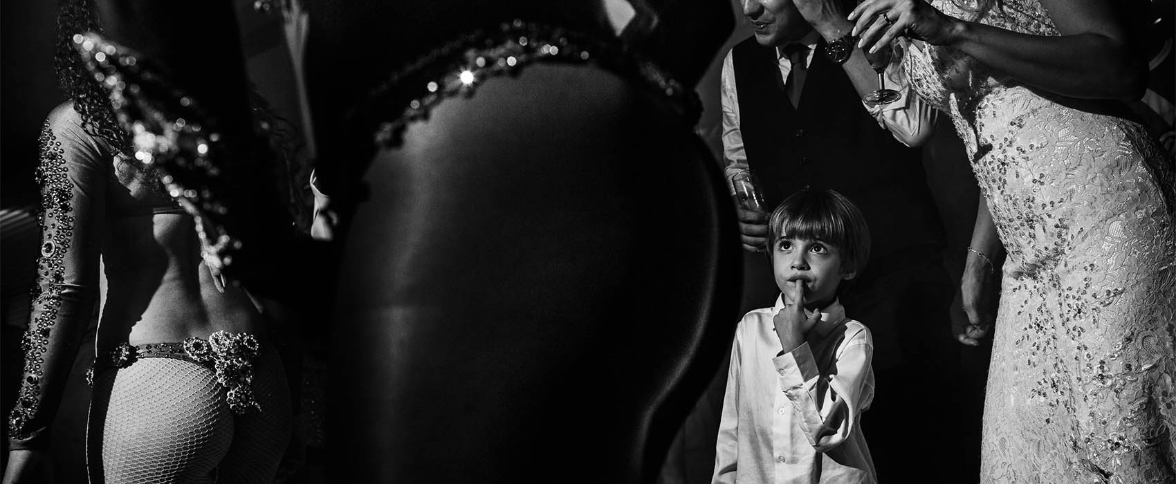 foto do pajem na recepção fotografia de casamento premiada por renato dpaula